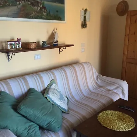 Viale Europa 91 Apartamento *